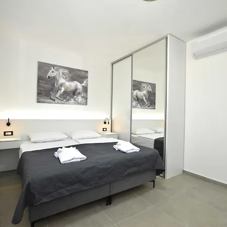 וילה Refined And Inviting In - Four Bedroom With Pool