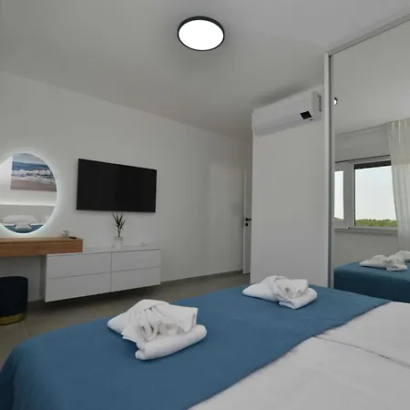 וילה Refined And Inviting In - Four Bedroom With Pool *