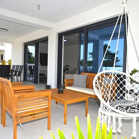 Refined And Inviting In - Four Bedroom With Pool וילה *